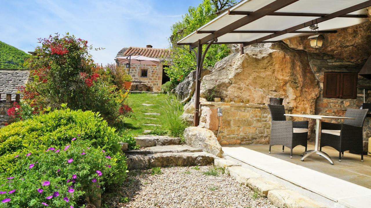Le Colombier Saint-Veran La Roque-Sainte-Marguerite Kültér fotó